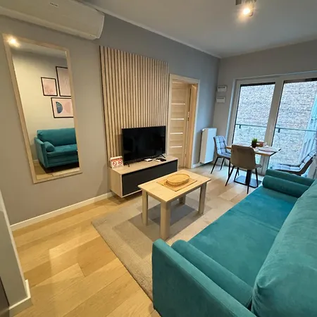 アパート Chopin Park Lux Apartment, Self Check-in 24h, Free Parking, Air-conditioning ポズナン