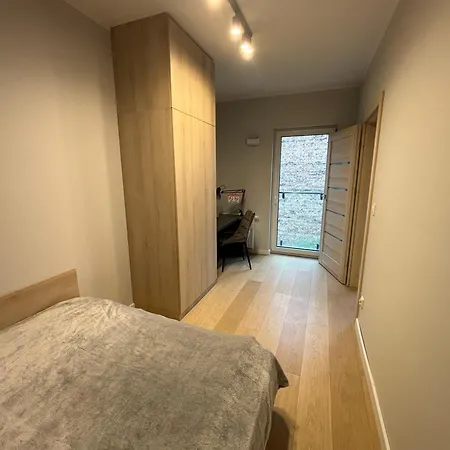 شقة Chopin Park Lux Apartment, Self Check-in 24h, Free Parking, Air-conditioning