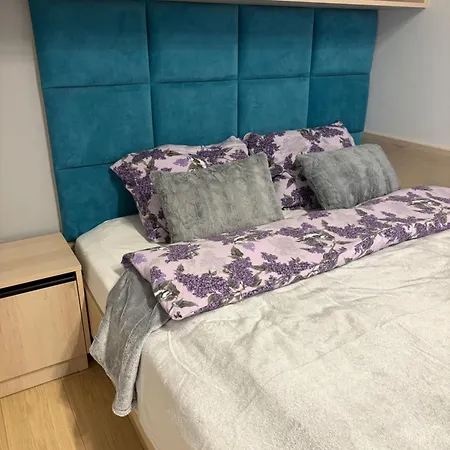 Chopin Park Lux Apartment, Self Check-in 24h, Free Parking, Air-conditioning شقة *