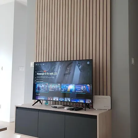 Chopin Park Lux Apartment, Self Check-in 24h, Free Parking, Air-conditioning Апартаменты