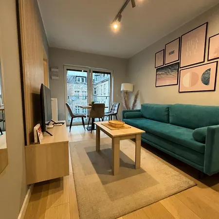 Daire Chopin Park Lux Apartment, Self Check-in 24h, Free Parking, Air-conditioning *