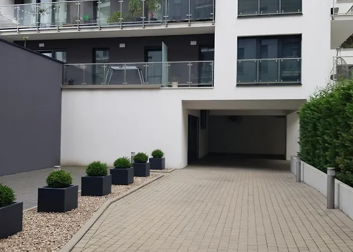 Chopin Park Lux Apartment, Self Check-in 24h, Free Parking, Air-conditioning Lägenhet