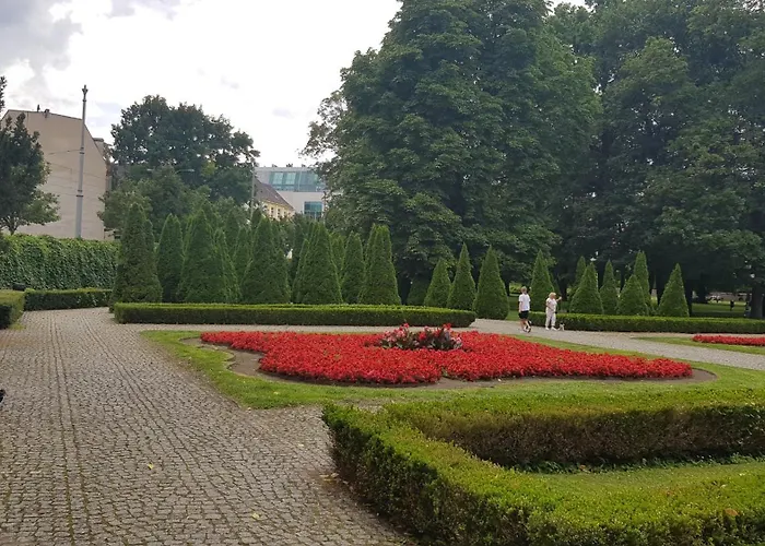 Chopin Park Lux Apartment, Self Check-in 24h, Free Parking, Air-conditioning Apartment