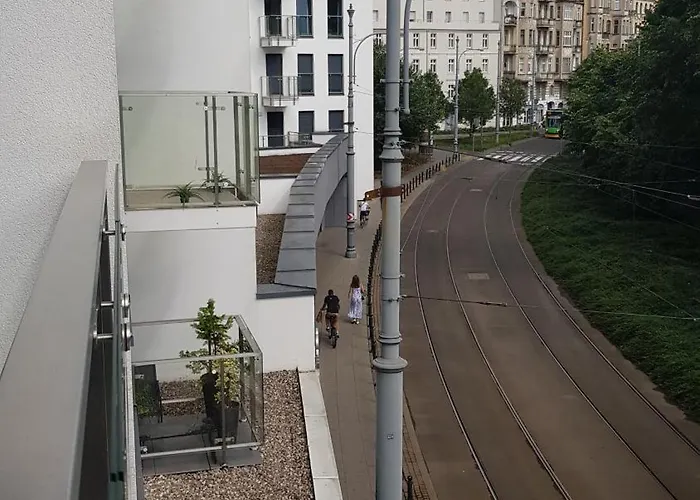 Chopin Park Lux Apartment, Self Check-in 24h, Free Parking, Air-conditioning * Poznań