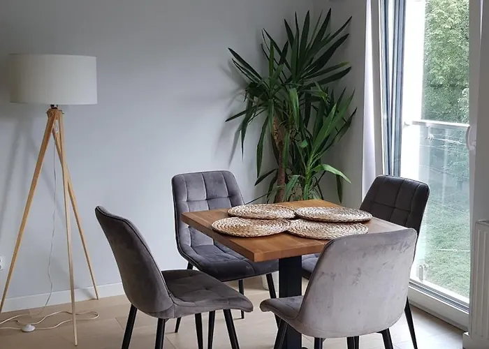 Chopin Park Lux Apartment, Self Check-in 24h, Free Parking, Air-conditioning Lägenhet *