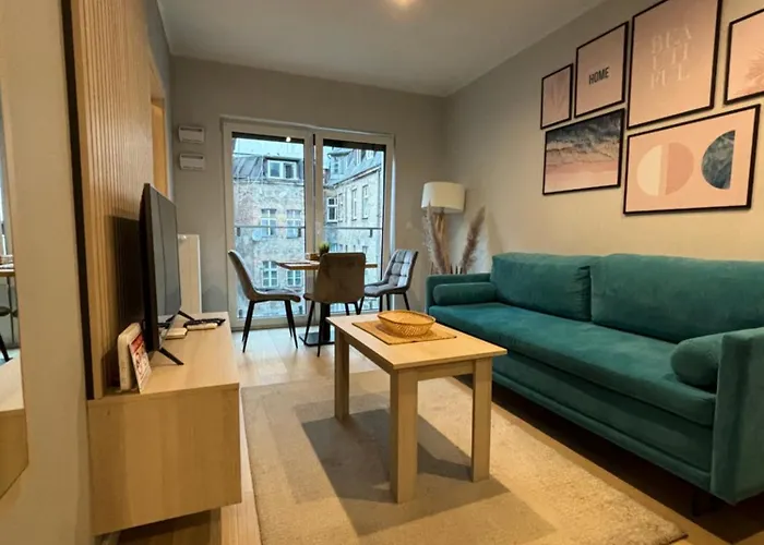 Lägenhet Chopin Park Lux Apartment, Self Check-in 24h, Free Parking, Air-conditioning *